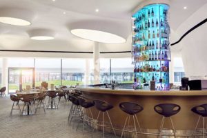 hilton_Wroclaw_bar-300x200