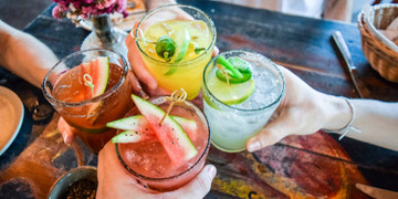 Prosty-sposob-na-idealnego-drinka-–-przeglad-podstawowych-akcesoriow-barmanskich 